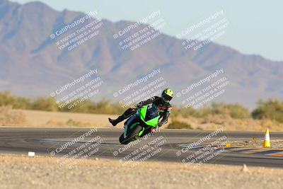 media/Dec-09-2023-SoCal Trackdays (Sat) [[76a8ac2686]]/Turn 15 Set 2 (245pm)/